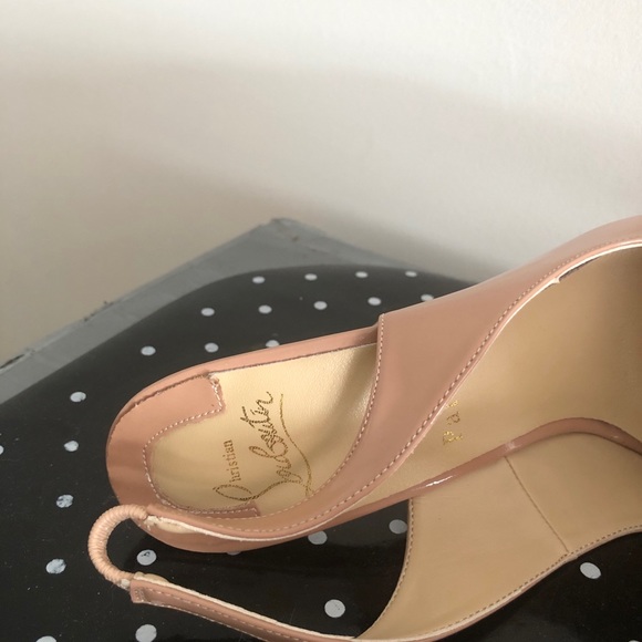 Christian Louboutin - Picture 1 of 8